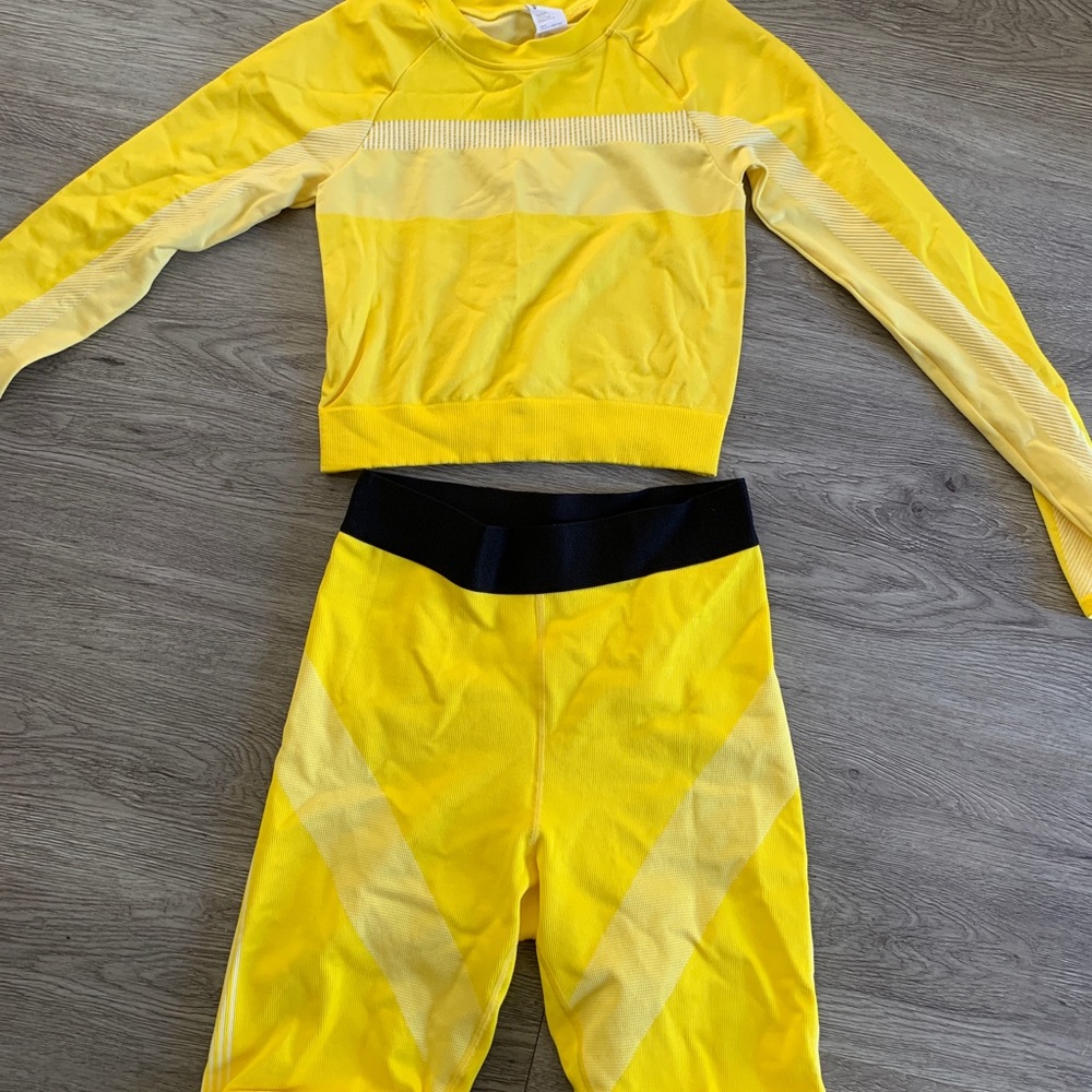 Fabletics Biker Short Set